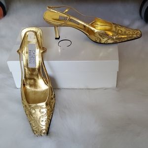 Gold mid heel with sling back (gently worn)